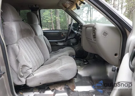 1999 Chevrolet S-10 Ls из США, поврежденный, VIN 1GCCS1948X8150811